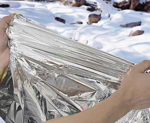 Couverture de survie pliable 210x160cm pour premiers secours, survie et sauvetage, couverture thermique d'urgence pour garder au chaud - Product Image 3