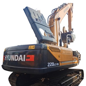 Excavatrice lourde Hyundai 220LC-9S d'occasion, 22 tonnes, neuve, sur chenilles, avec pompe à engrenages et roulement, modèle 2023 - Product Image 2