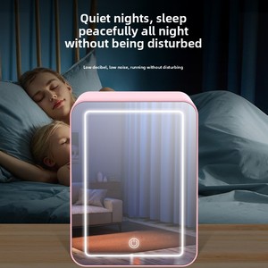 Dual-Mục Đích <span class=keywords><strong>Mini</strong></span> Vẻ Đẹp Tủ Lạnh Di Động Nhà Xe Tươi Giữ Mát Nhỏ Với Ánh Sáng Cho Mỹ Phẩm & Thực Phẩm Lưu Trữ - Product Image 4