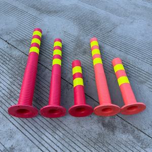 عمود تحذير من مادة EVA بطول 75 سم مصنوع بالحقن للطرق الحضرية - Product Image 1