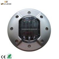 Borne de signalisation routière solaire en PC et aluminium à réflecteur prismatique haute intensité, visibilité 600 m, lumière d'avertissement LED clignotante, IP68