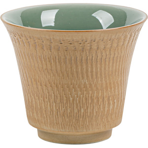 Tasse Maîtresse Guanlan Yue Kiln en Céladon Sculpté Effet Ombre, Tasse Traditionnelle Chinoise pour Dégustation de Thé, Tasse Individuelle en Porcelaine Céramique - Product Image 5
