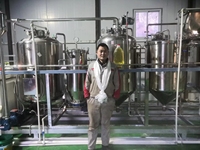 Fournisseur de la Chine à petite échelle 0,5 tonne 20 tonnes par jour Machine de moulin à huile d'arachide Machine d'extraction d'huile de maïs Machine de raffinage d'huile de soja
