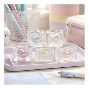 Lot de jouets anti-stress en forme de cœur transparent qui brillent dans le noir, avec paillettes, pour la relaxation sensorielle, idéal pour la vente au détail et les coffrets cadeaux - Product Image 4