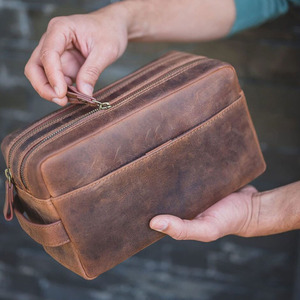 Bolsa de Aseo de Cuero Ecológica al por Mayor con Logotipo Grabado Personalizado, Organizador de Viaje Premium con Cremallera, Bolsa Suave de Almacenamiento - Product Image 5