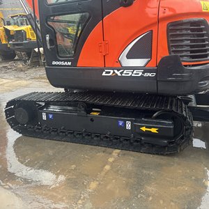 Excavadora Usada Doosan DX55 con Pocas Horas en Excelente Estado, Excavadora Usada Doosan DX55 - Product Image 3