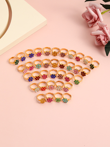 Anelli di gemme con strass regolabili per bambina impostati con vetrina a forma di cuore, anelli di gioielli per bambini, fingi di giocare e vestire - Product Image 5