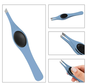 Pince à épiler pointue pour sourcils en acier inoxydable finition miroir, outil de beauté pour l'épilation des poils des sourcils - Product Image 4