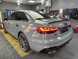 Vinilo para Automóviles Gris Nado PET de Alto Brillo con Liberación de Aire y Autoreparación de 8.5mil, Rollo de Película para Envoltura Completa de Vehículos que Cambia de Color - Product Image 5