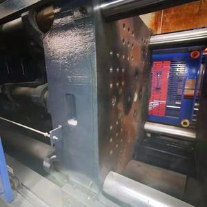 Máquina de Moldeo por Inyección de Plástico Vertical Eléctrica TOYO TM-180HW Usada de 180 Toneladas, Tecnología Japonesa con Componentes Centrales PLC - Product Image 4