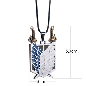 Collar <span class=keywords><strong>de</strong></span> ataque a los Titanes Anime Eren Key <span class=keywords><strong>Shingeki</strong></span> <span class=keywords><strong>No</strong></span> <span class=keywords><strong>Kyojin</strong></span> Colgante <span class=keywords><strong>Alas</strong></span> <span class=keywords><strong>de</strong></span> la espada <span class=keywords><strong>de</strong></span> la libertad en ambos lados Fans al por mayor - Product Image 5