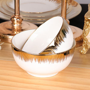 <span class=keywords><strong>Service</strong></span> <span class=keywords><strong>de</strong></span> <span class=keywords><strong>table</strong></span> en <span class=keywords><strong>porcelaine</strong></span> <span class=keywords><strong>blanche</strong></span> à bord doré, 16 pièces, en gros, réutilisable, boîte cadeau, <span class=keywords><strong>service</strong></span> pour 4 personnes, usage domestique <span class=keywords><strong>et</strong></span> hôtelier - Product Image 5