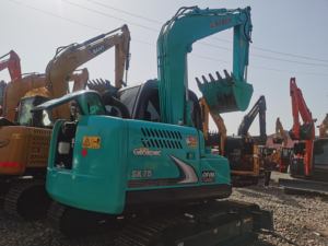 Excavadora de orugas pequeña Kobelco Modelo 2020 usada con motor y horas bajas vendida a un precio bajo - Product Image 6