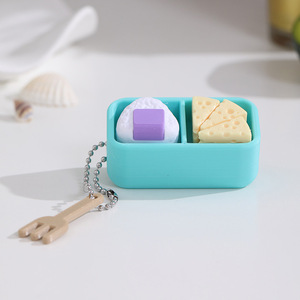 Colgante para mochila con diseño de carne realista, juguete temático de comida, llavero antiestrés, decoración para mochila de estudiante - Product Image 3