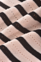 Pull en maille rayé à col rond avec bordure contrastante et détails ajourés pour femme, idéal pour le bureau