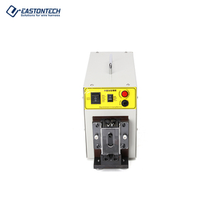 Utilizzo della crimpatura della macchina per cavi Patch Rj45 EW-10G per apparecchiature di produzione di cavi per la lavorazione dei cavi di rete - Product Image 4