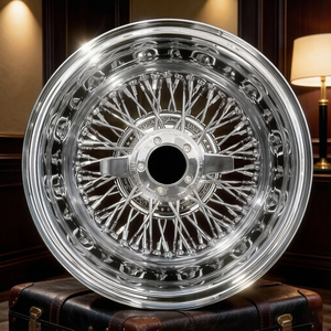 Jantes chromées à rayons inspirées des voitures classiques <span class=keywords><strong>de</strong></span> <span class=keywords><strong>luxe</strong></span>, avec anneaux dorés et enjoliveurs amovibles - Product Image 2