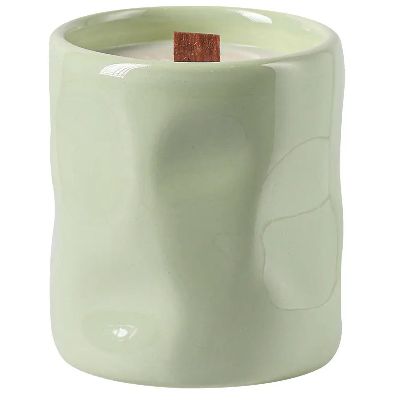 रचनात्मक सिरेमिक सुगंधित खाली मोमबत्ती कप छोटे सुगंध उपहार निर्माता मोमबत्ती जार के लिए प्रत्यक्ष बिक्री लेबल बेचना