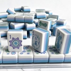 Mahjong américain en acrylique bleu glacé à quatre couches, une version nouvelle et améliorée pour l'exportation, plus épaisse et conçue pour un usage domestique - Product Image 1
