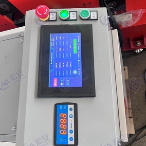 เครื่องเชื่อมโครงประตูสแตนเลสแบบอัตโนมัติควบคุมด้วย PLC พร้อมอุปกรณ์ขึ้นรูปในตัว พร้อมมอเตอร์และลูกปืน - Product Image 3