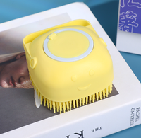 Outil de toilettage pour animaux de compagnie en TPR Brosse de massage pour la douche et le bain pour chiens et chats Éliminateur