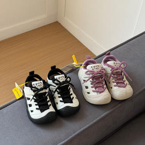 Nouvelles sandales de sport fermées pour enfants, style coréen, été 2025 – Chaussures décontractées à semelle souple avec fermeture Velcro pour bébés garçons et filles - Product Image 2