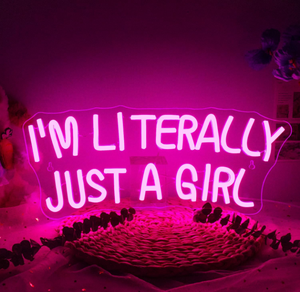 Enseigne au néon « I'M Literally Just a Girl » : enseigne LED rose, lumière au néon LED pour la décoration murale - Product Image 1