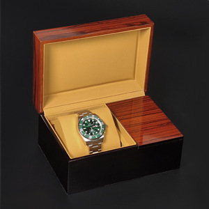 Boîte à montre en bois personnalisée de haute qualité, écologique, de la marque DS, en MDF, peinte par pulvérisation, en forme de coquille - Product Image 1