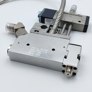 <span class=keywords><strong>Pistolet</strong></span> à <span class=keywords><strong>colle</strong></span> thermofusible Nordson Miniblue 2 8517895 pour le scellement et la pulvérisation <span class=keywords><strong>sur</strong></span> les lignes d'emballage automatiques, emballage personnalisable - Product Image 5