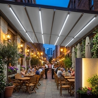 Pergola pliante élégante et imperméable, auvent rétractable à couverture intégrale pour terrasse de restaurant