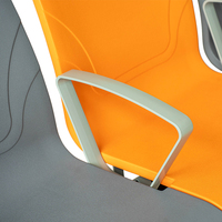 Accoudoirs en aluminium gris-orange, chaises d'attente de luxe 5 places pour aéroport, centre commercial, école et hôpital - durables et écologiques