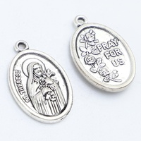 Pendentif médaille Sainte Thérèse chrétienne de style religieux de 1 pouce priez pour nous en alliage métallique
