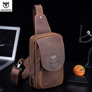 Bolsas Transversais Masculinas BULLCAPTAIN em Couro Crazy Horse, Bolsa de Peito Retro com Zíper para Viagens Curtas - Product Image 1