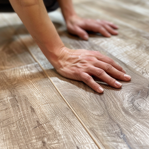 Revêtement de <span class=keywords><strong>sol</strong></span> en vinyle SPC PVC 5 mm, <span class=keywords><strong>parquet</strong></span> <span class=keywords><strong>stratifié</strong></span> Uniclick, imperméable, pour intérieur, faible MOQ, usine OEM - Product Image 2