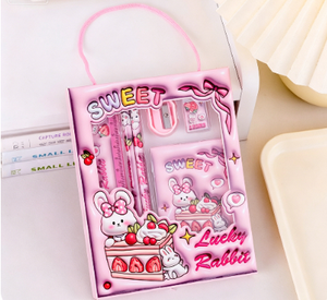 Lindo Set de Regalo de Papelería Infantil 6 en 1 con Lápices, Regla, Borrador y Cuaderno - Product Image 5