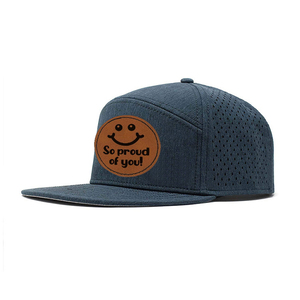 Casquette de sport à 6 panneaux avec fermeture à pression, perforée au laser, imperméable, ajustable en taille avec velcro, pour hommes et femmes - Product Image 4