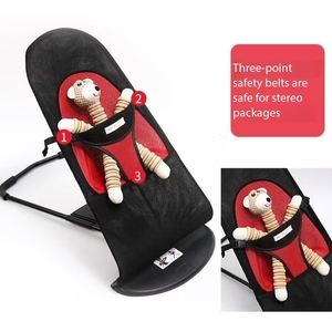 Chaise de <span class=keywords><strong>lit</strong></span> à bascule portable réglable pour animaux de compagnie Nouveau design <span class=keywords><strong>Lit</strong></span> pour <span class=keywords><strong>chien</strong></span> surélevé pliable avec tissu en maille Motif solide Effet <span class=keywords><strong>apaisant</strong></span> - Product Image 4