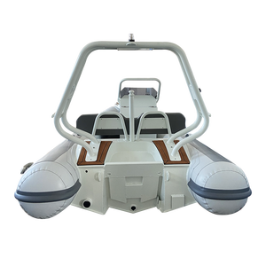 Bateau de luxe SP390 avec coque en aluminium et tube en Hypalon Orca de 13 pieds - Product Image 4