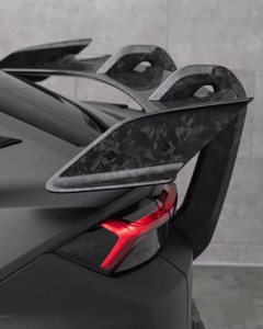 ชุดแต่งคาร์บอนไฟเบอร์สำหรับ Lamborghini URUS SE ชุดอัพเกรด Urus สไตล์ MSY คาร์บอนไฟเบอร์กันชนหน้าและหลัง สปอยเลอร์ และฝากระโปรง - Product Image 4