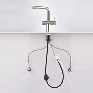 Grifo de cocina moderno de acero inoxidable 304 negro mate con una sola manija y caño extraíble - Product Image 3