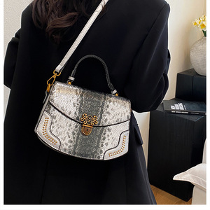 Fashion New Designer Crossbody Bags High Quality PU Leather Shoulder Messenger Bag Casual Totes Luxury Women Handbags and <b>Purses</b> - Product Image 6