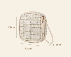 Multifunctional Plaid Tweed Cosmetic Bag Portable Outdoor Travel Makeup Organizer <b>Mini</b> <b>Lipstick</b> Storage Bag for Women Girls - Product Image 5