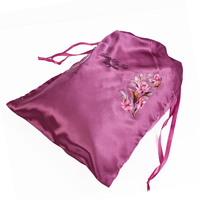 Sac à cheveux en satin personnalisé avec logo bijoux cosmétiques cadeau sac en soie emballage de cheveux sac de rangement pour perruque