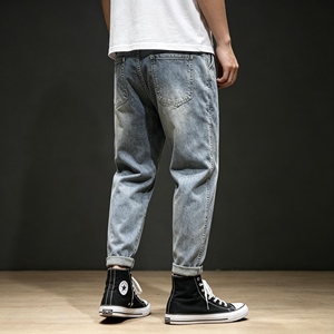 Jeans Harem da <span class=keywords><strong>Uomo</strong></span> a Gamba Larga con Tasche Cargo, Vestibilità Comoda, in Denim Elasticizzato Lavaggio Chiaro, <span class=keywords><strong>Pantaloni</strong></span> Casual in Cotone - Product Image 3