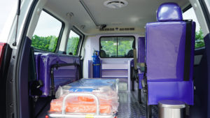 <span class=keywords><strong>รถ</strong></span>พยาบาลรุ่นใหม่ Dongfeng LINGZHI PLUS MPV 2.0L G5 CNG พร้อมตู้เก็บอุปกรณ์ทางการแพทย์ <span class=keywords><strong>ไฟ</strong></span>เตือนสีน้ำเงิน 100W สำหรับการขนส่งทางการแพทย์  ลดราคาสุดพิเศษ - Product Image 6