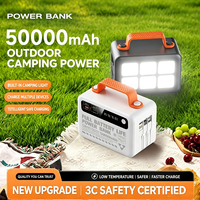 Chargeur portable de grande capacité pour le camping avec câbles intégrés, lampe torche LED, banques d'alimentation d'urgence pour l'extérieur