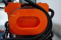 Nettoyeur laser portable 500W à refroidissement par air pulsé pour surfaces métalliques, idéal pour la rouille, la peinture et le bois – Machine de nettoyage laser en valise