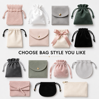 Ensemble d'emballage de bijoux de luxe avec logo personnalisé, boîtes rigides en papier, pochette en velours avec cordon de serrage, sac cadeau et carte d'insertion personnalisée