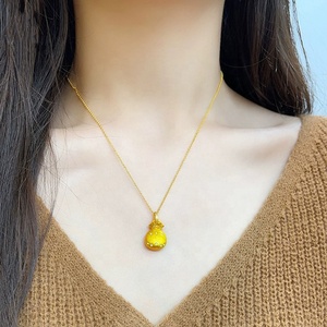 Nieuwe Chinese Stijl Diamant Ingelegde Geborstelde Kleine Gelukstas Hanger Ketting Licht Luxe Zijden Portemonnee Sleutelbeenketting - Product Image 5