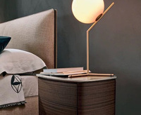 Italienisches Modernes Minimalistisches Komfortables Möbelstück Holz-Queensize-Bettgestell Schönes Stoffbezogenes Kingsize-Bett für Schlafzimmer
